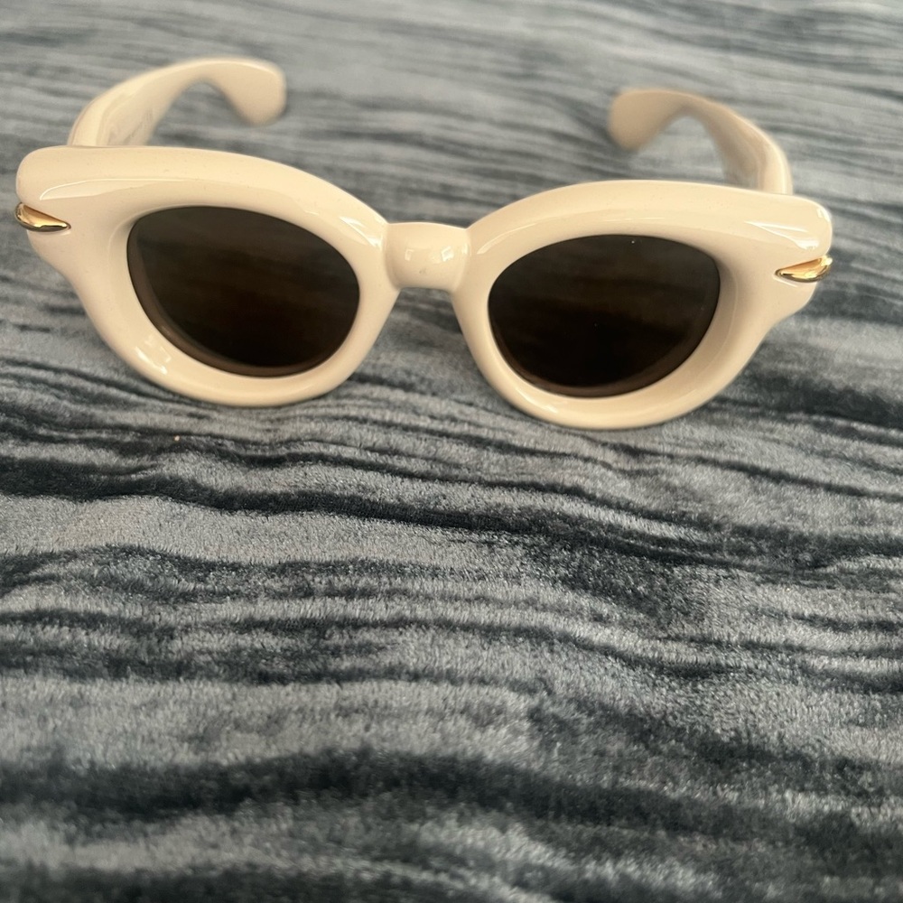 Loewe Inflated Rectangular Sunglasses - image 3